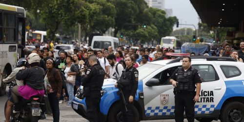 MPF e DPU cobram explicações ao governo do Rio sobre operação Imagem referente a MPF e DPU cobram explicações ao governo do Rio sobre operação