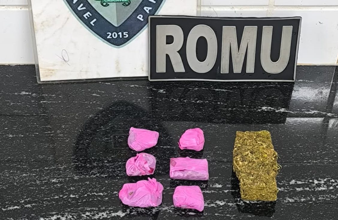 ROMU prende suspeito de tráfico de drogas no Terminal Leste ROMU prende suspeito de tráfico de drogas no Terminal Leste