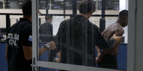 Ministros farão reunião de emergência com Castro nesta quarta-feira Imagem referente a Ministros farão reunião de emergência com Castro nesta quarta-feira