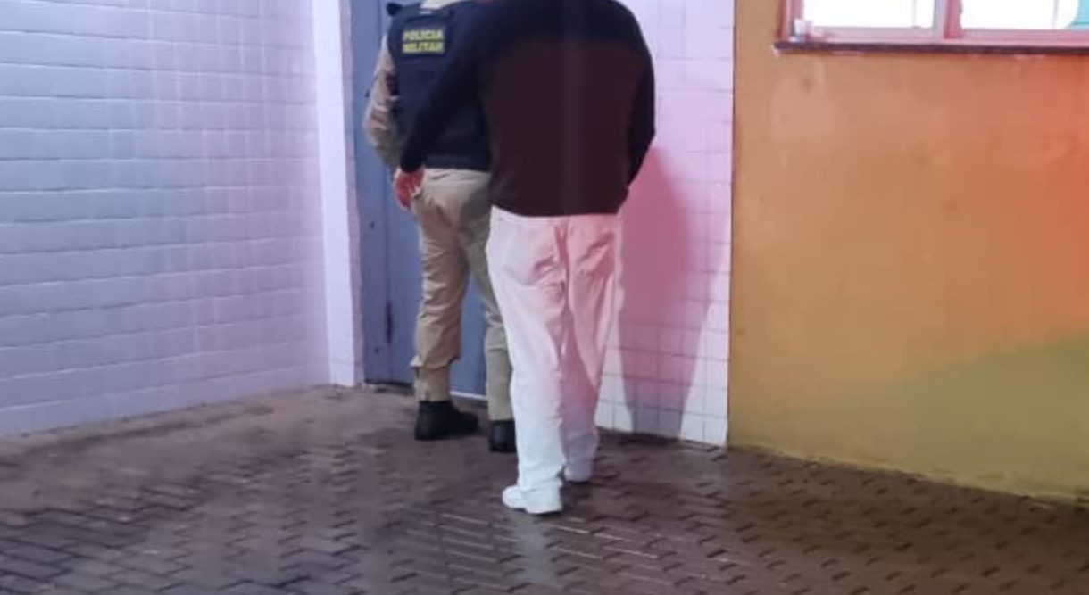 Paciente relata agressão e ofensas em clínica no Centro e dentista é levado à Delegacia