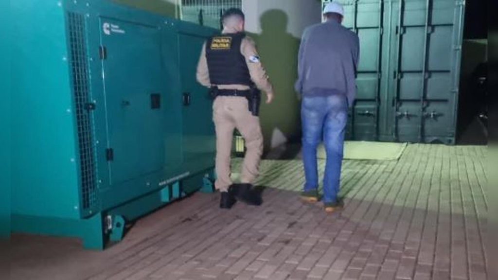 Homem é detido por descumprimento de medida protetiva em Corbélia Homem é detido por descumprimento de medida protetiva em Corbélia