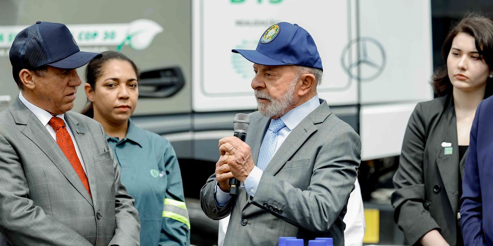 Lula propõe colocar biocombustíveis na pauta exportadora do Brasil Imagem referente a Lula propõe colocar biocombustíveis na pauta exportadora do Brasil