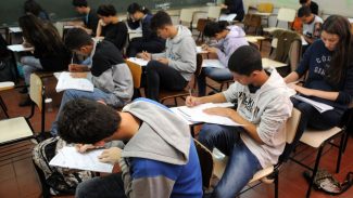 Prazo para inscrição a vagas remanescentes do Fies termina hoje Prazo para inscrição a vagas remanescentes do Fies termina hoje