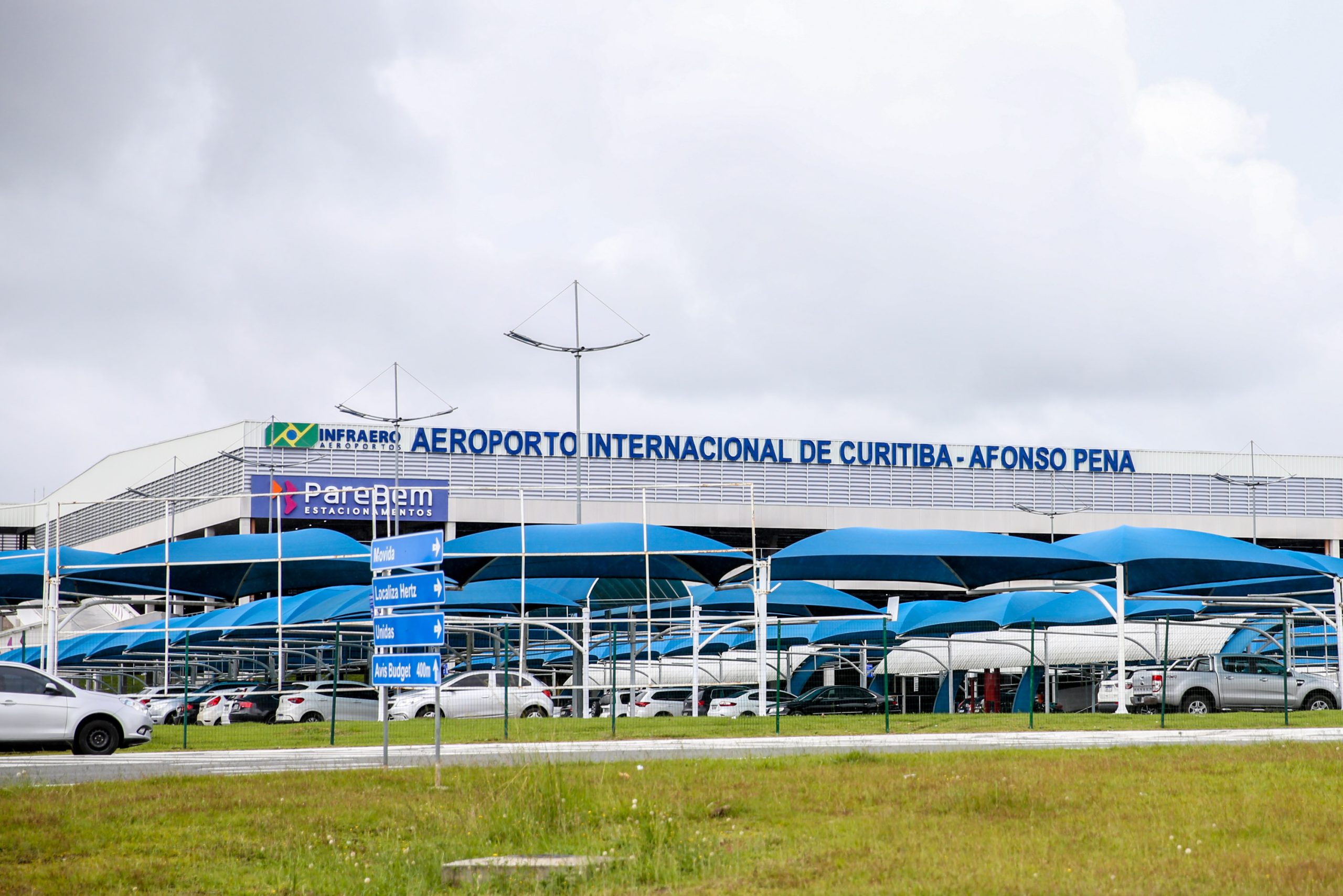 Alarme falso de bomba mobiliza Polícia Federal e assusta passageiros de um avião em Curitiba