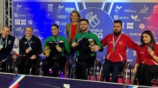 Tênis de mesa paralímpico: Thaís Severo leva ouro e prata na França