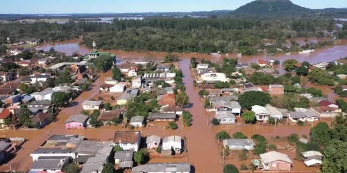 Imagem referente a Em 2024, alertas chegaram a toda a população em 42,9% do RS