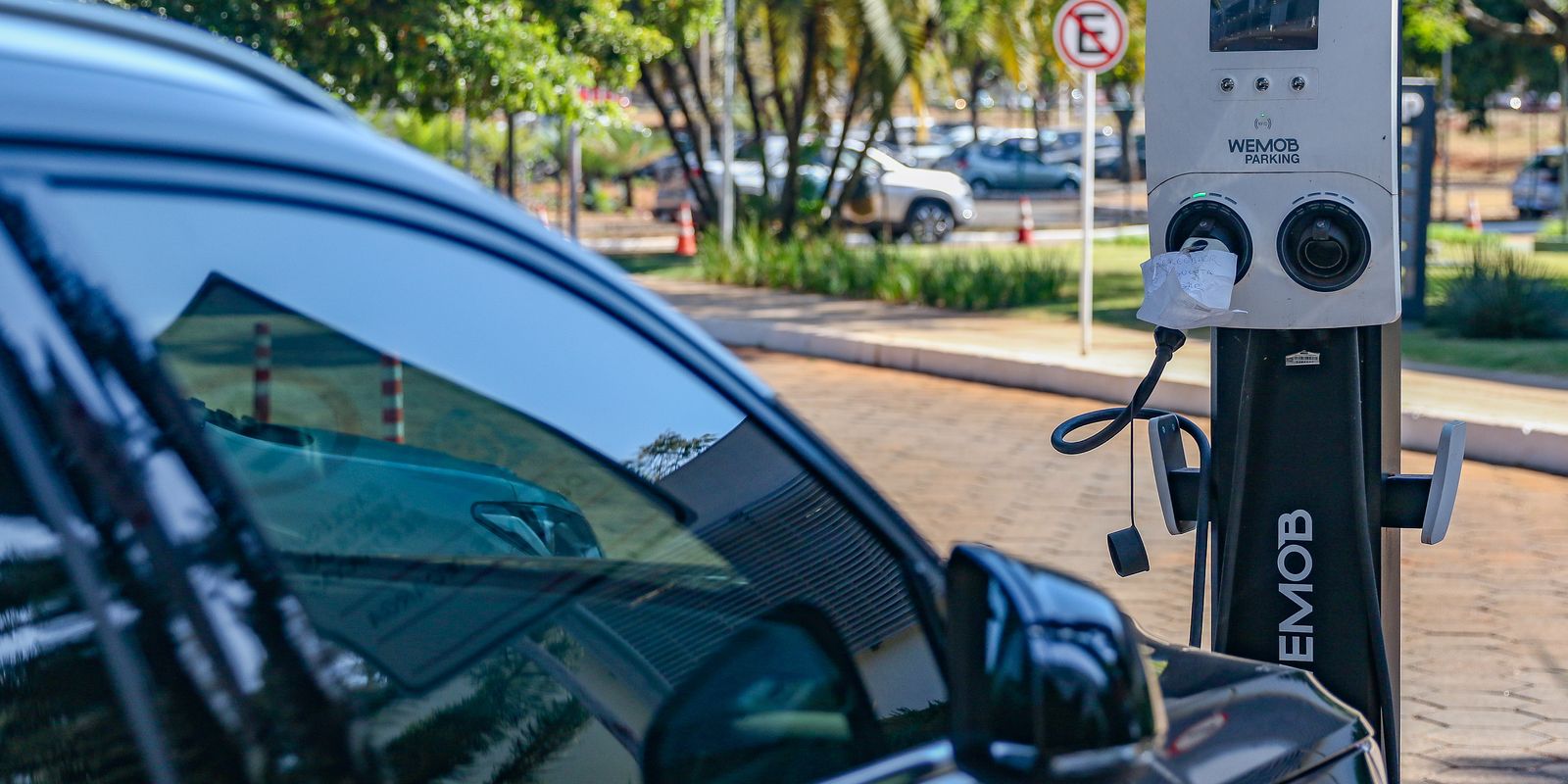 Rio prevê ampliar rede pública de recarga para veículos elétricos