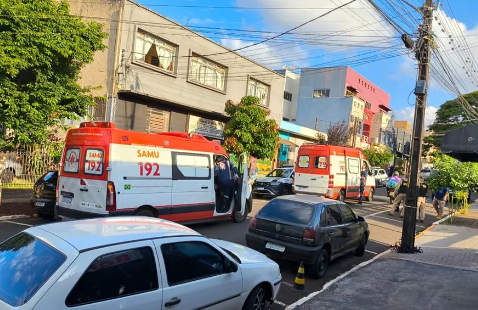 Briga no centro de Apucarana deixa duas pessoas feridas Briga no centro de Apucarana deixa duas pessoas feridas