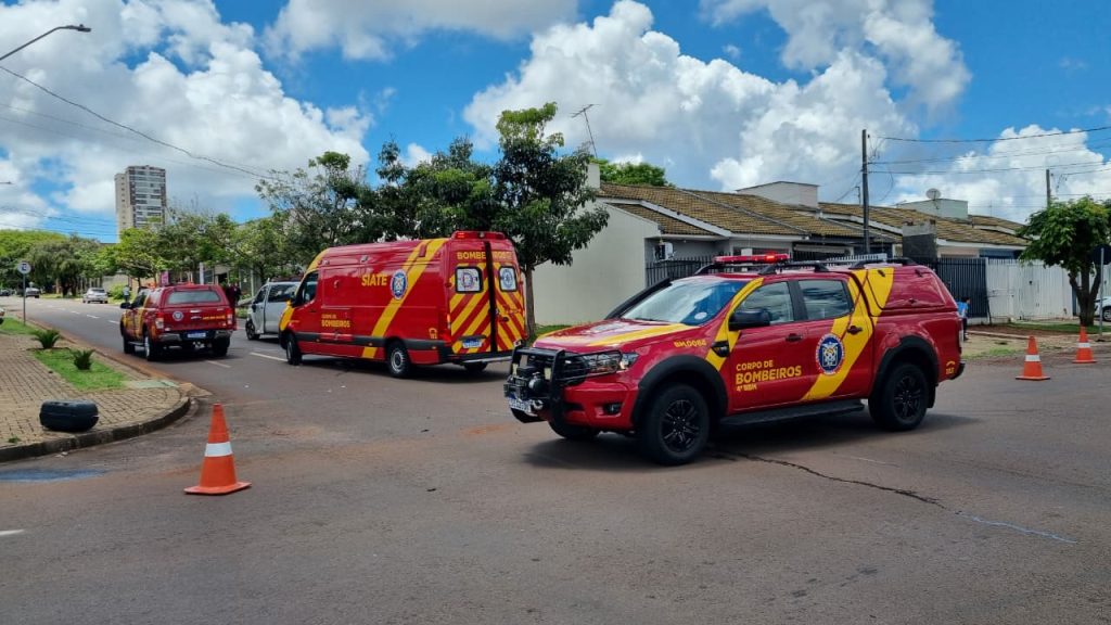 Motociclista tem TCE gravíssimo após acidente no Bairro Coqueiral Motociclista tem TCE gravíssimo após acidente no Bairro Coqueiral