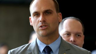 STF marca julgamento de denúncia contra Eduardo Bolsonaro por coação