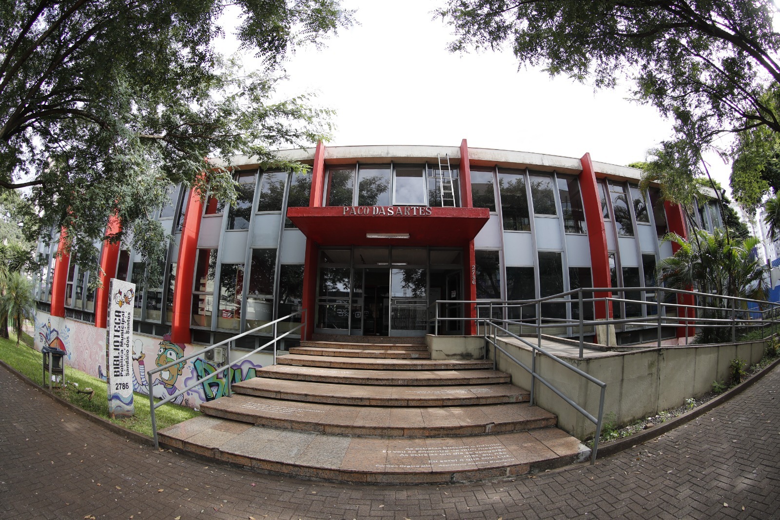 Biblioteca Pública de Cascavel altera horário de atendimento para esta terça-feira