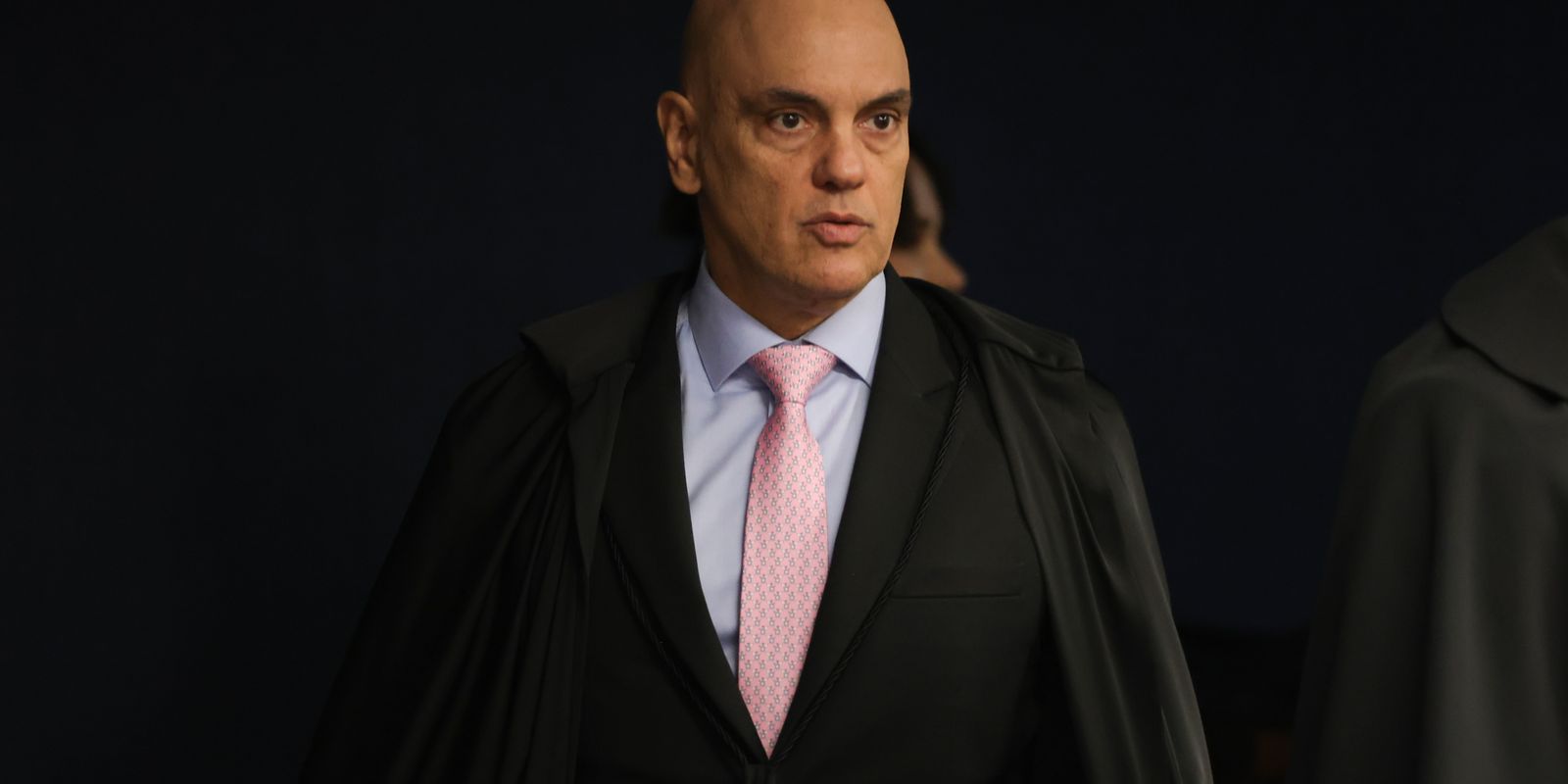 Castro e Moraes discutem operação e retomada de territórios no Rio
