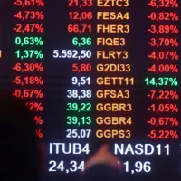 Imagem referente a Na nona alta seguida, bolsa supera os 150 mil pontos pela primeira vez