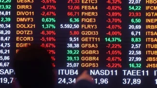 Na nona alta seguida, bolsa supera os 150 mil pontos pela primeira vez Na nona alta seguida, bolsa supera os 150 mil pontos pela primeira vez