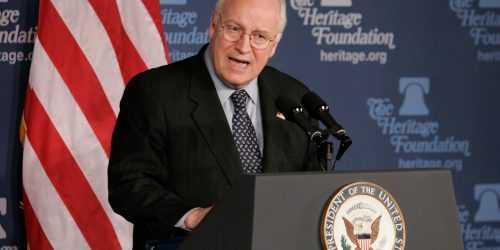 Morre aos 84 anos ex-vice-presidente dos EUA Dick Cheney Imagem referente a Morre aos 84 anos ex-vice-presidente dos EUA Dick Cheney