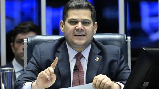 Alcolumbre e Moraes discutem como combater o crime organizado Alcolumbre e Moraes discutem como combater o crime organizado