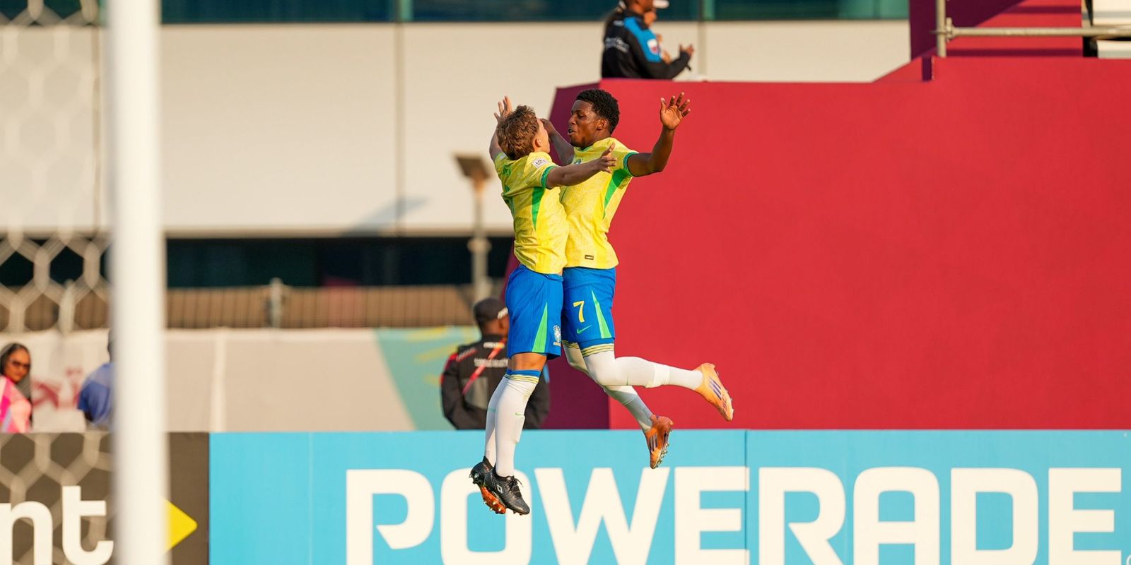 Brasil aplica 7 a 0 em Honduras na estreia do Mundial Sub-17 no Catar Brasil aplica 7 a 0 em Honduras na estreia do Mundial Sub-17 no Catar