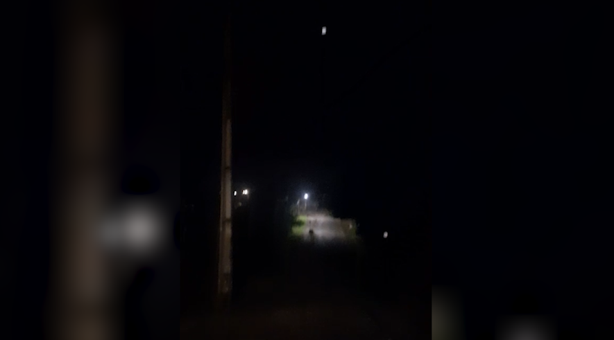 Moradora do Jardim Quebec reclama da falta de iluminação pública na Rua Aparecida dos Portos