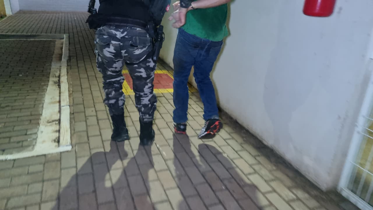 Homem de 37 anos é detido após desacatar policiais na Região Norte de Cascavel