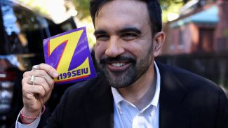 Zohran Mamdani, democrata e muçulmano, é eleito prefeito de Nova York Zohran Mamdani, democrata e muçulmano, é eleito prefeito de Nova York