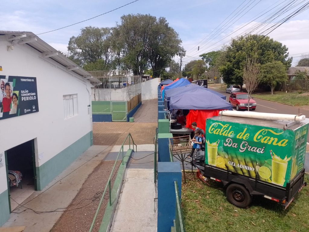 Feirinha do Bairro Periolo oferece variedades e bons preços nesta quinta-feira (6) Feirinha do Bairro Periolo oferece variedades e bons preços nesta quinta-feira (6)