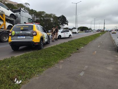 Ladrão é baleado pela PM após roubar Táxi com arma de brinquedo