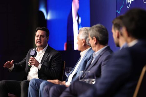 Ratinho, Tarcísio e Michelle superam Lula no 2º turno, aponta pesquisa