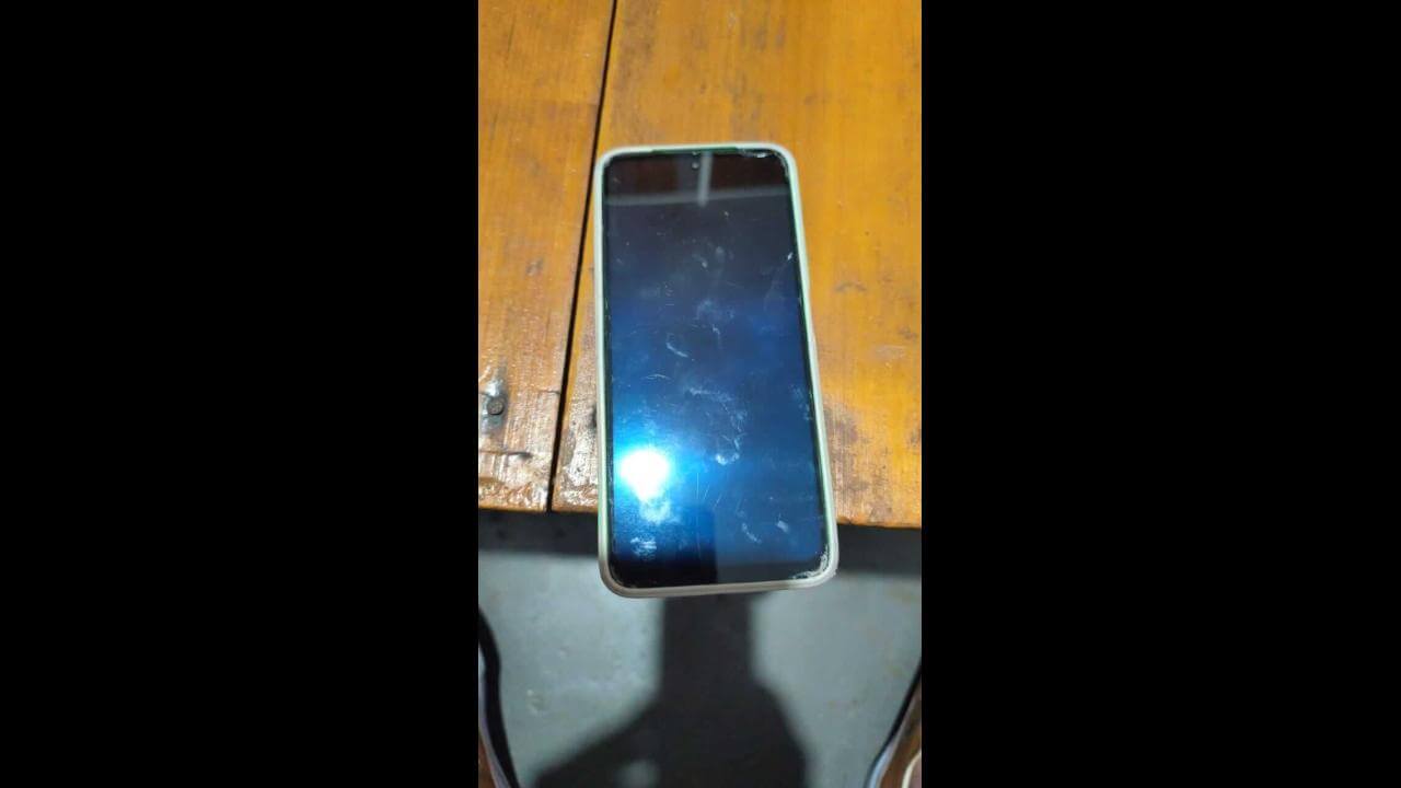 Foi achado um celular da marca Xiaomi no Bairro Centro