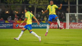 Brasil goleia Indonésia e avança à fase mata-mata do Mundial Sub-17 Brasil goleia Indonésia e avança à fase mata-mata do Mundial Sub-17