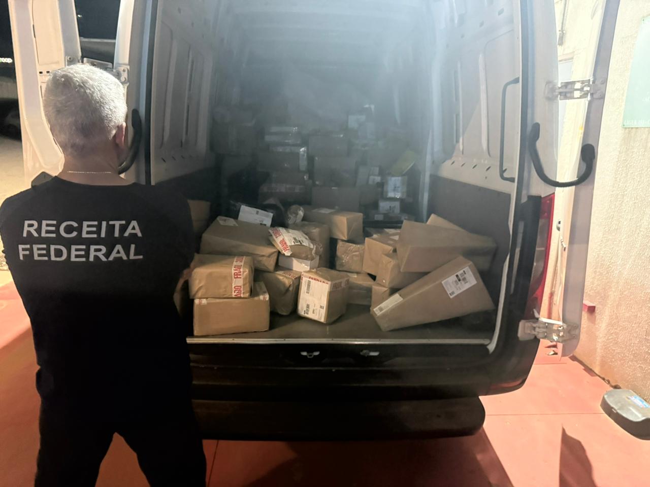 Receita Federal em Cascavel aprende mercadorias em transportadoras de Marketplace