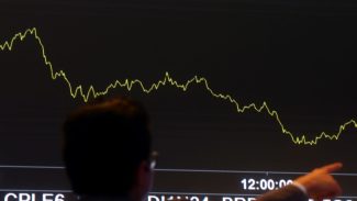 Bolsa volta a bater recorde e alcança marca de 154 mil pontos Bolsa volta a bater recorde e alcança marca de 154 mil pontos