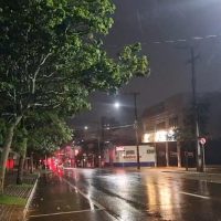 Chuva intensa marca a sexta-feira no Paraná; Cascavel registra mais de 61 mm Imagem referente a Chuva intensa marca a sexta-feira no Paraná; Cascavel registra mais de 61 mm
