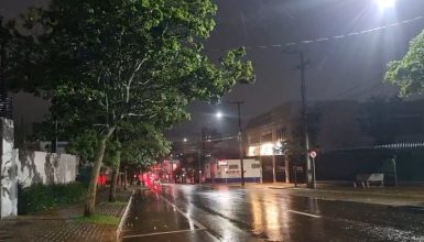 Cascavel registra 52,8 mm de chuva e rajadas de vento de 51,1 km/h Imagem referente a Cascavel registra 52,8 mm de chuva e rajadas de vento de 51,1 km/h
