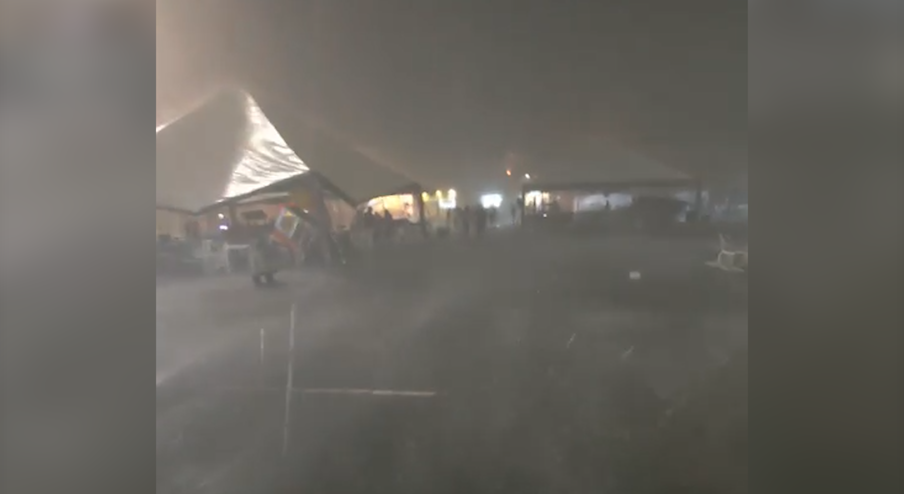 Vídeo: Temporal causa desespero e correria durante evento em Londrina