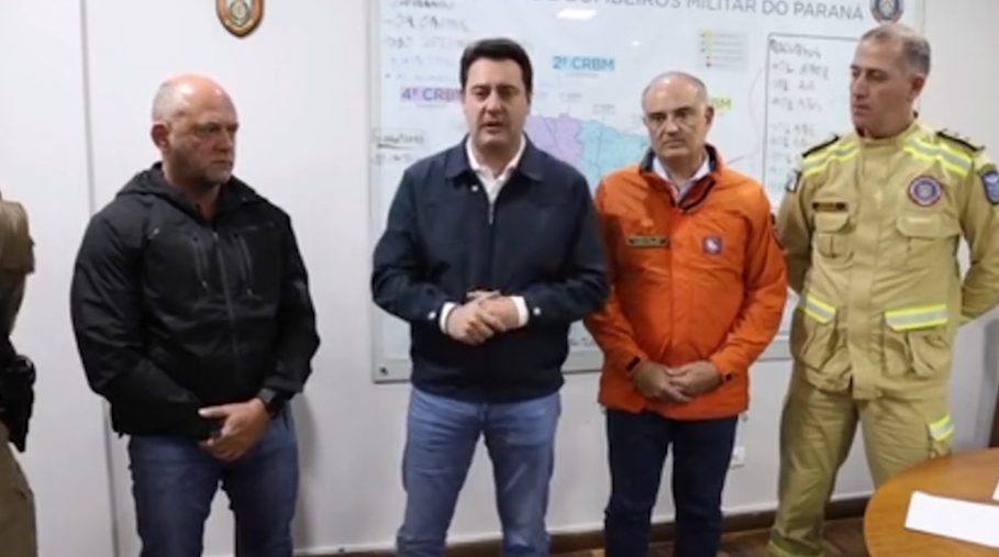 Governo monta força-tarefa para atender Rio Bonito do Iguaçu após tornado que devastou a cidade