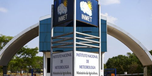 Após tornado, massa fria deve derrubar temperaturas no Paraná Imagem referente a Após tornado, massa fria deve derrubar temperaturas no Paraná