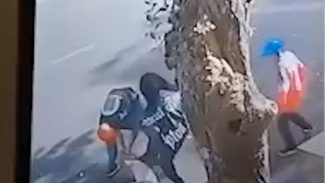 Na covardia: Novas imagens mostram vítima sendo agredida a chutes e socos em Cascavel