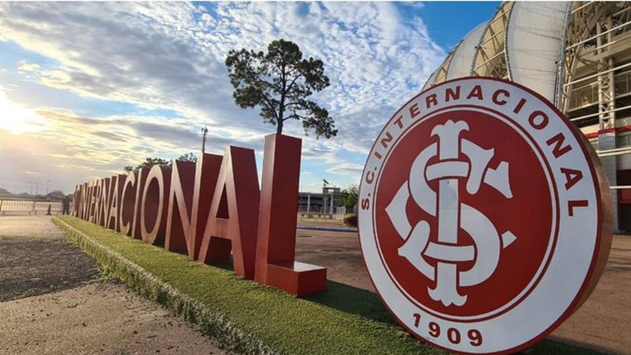 Internacional se manifesta após fala machista do técnico Ramón Díaz