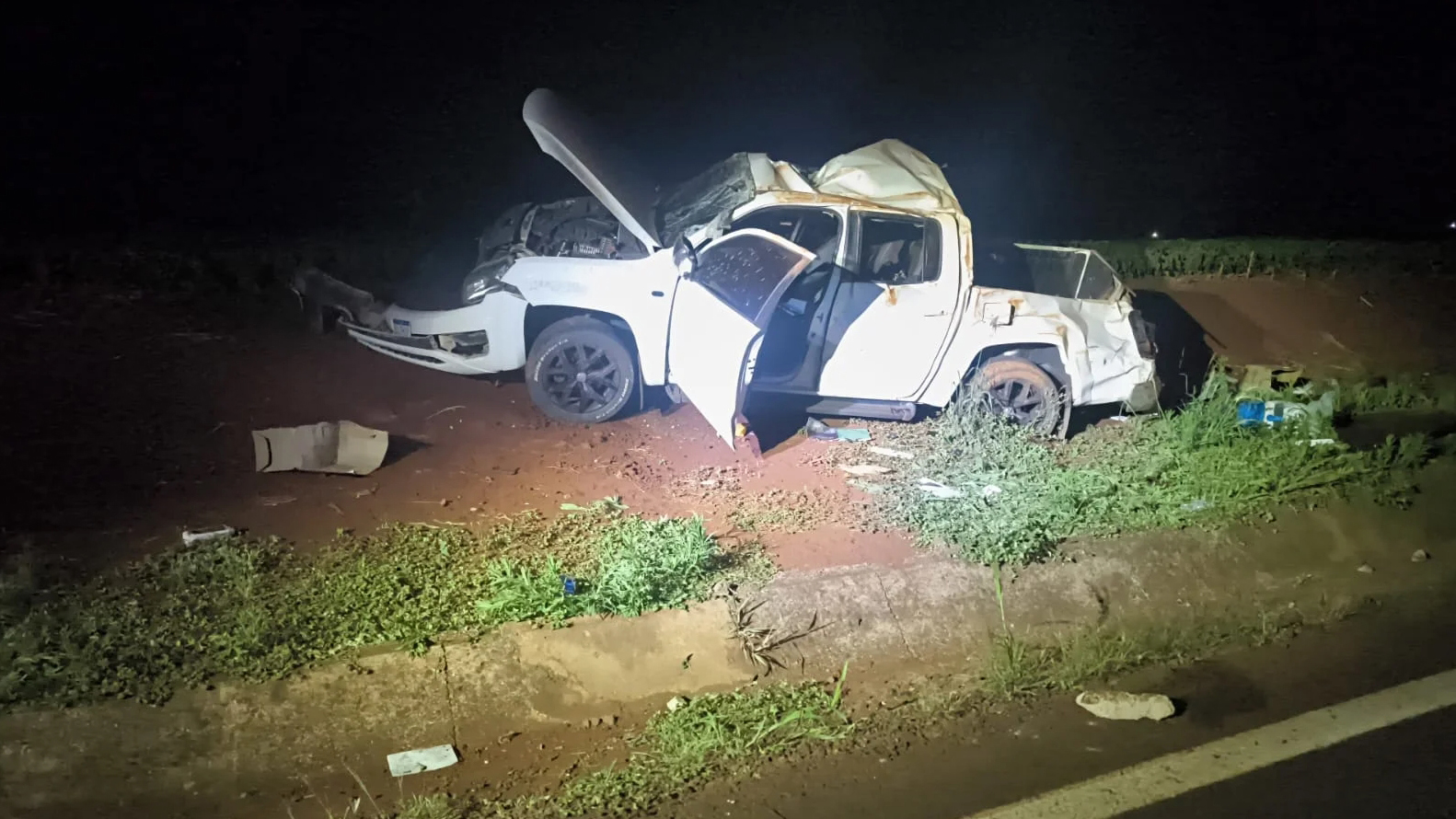 Motorista é encaminhado ao HUOP em Cascavel após grave acidente entre Nova Aurora e Palmitópolis