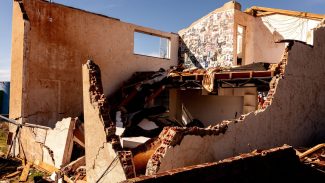 Famílias atingidas por tempestade no Paraná vão receber até R$ 50 mil