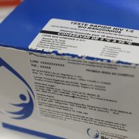 Fiocruz vai ampliar produção de kits diagnósticos para o SUS Imagem referente a Fiocruz vai ampliar produção de kits diagnósticos para o SUS