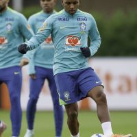 Seleção realiza primeiro treino para amistosos na Europa Imagem referente a Seleção realiza primeiro treino para amistosos na Europa