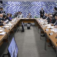 Governo quer mudanças no PL Antifacção em relação à PF e terrorismo Imagem referente a Governo quer mudanças no PL Antifacção em relação à PF e terrorismo