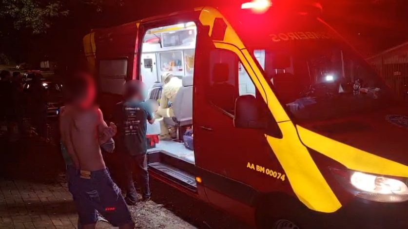 Motorista “joga” carro contra scooter elétrica e foge no Bairro Alto Alegre
