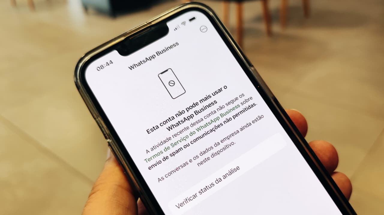 WhatsApp bloqueia contas por suspeita de spam após usuários enviarem simples "bom dia" WhatsApp bloqueia contas por suspeita de spam após usuários enviarem simples "bom dia"