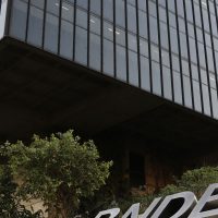 BNDES mobiliza mais R$ 21 bilhões na COP30 para transição sustentável Imagem referente a BNDES mobiliza mais R$ 21 bilhões na COP30 para transição sustentável