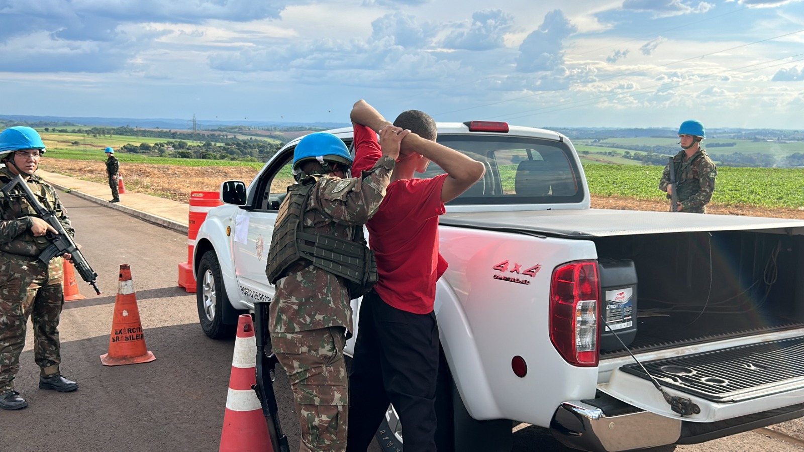 15ª Brigada de Infantaria Mecanizada realiza Estágio de Operações de Paz em Cascavel 15ª Brigada de Infantaria Mecanizada realiza Estágio de Operações de Paz em Cascavel
