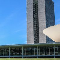 Governadores de oposição pedem mais 1 mês para discutir PL Antifacção Imagem referente a Governadores de oposição pedem mais 1 mês para discutir PL Antifacção