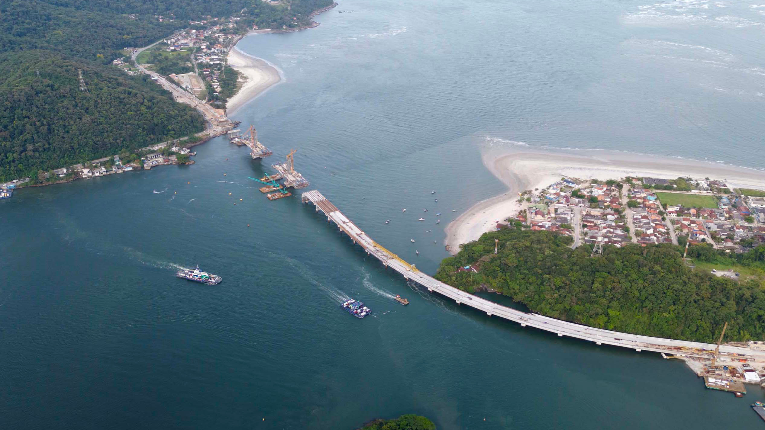 Ponte de Guaratuba chega a 80% de execução e obras seguem em ritmo acelerado
