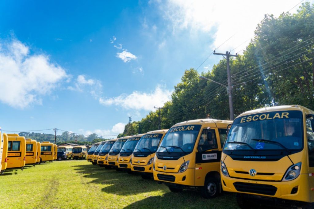 MPPR cumpre mandados na 2ª fase da Operação Rota Certa, que investiga fraudes em licitações do transporte escolar MPPR cumpre mandados na 2ª fase da Operação Rota Certa, que investiga fraudes em licitações do transporte escolar